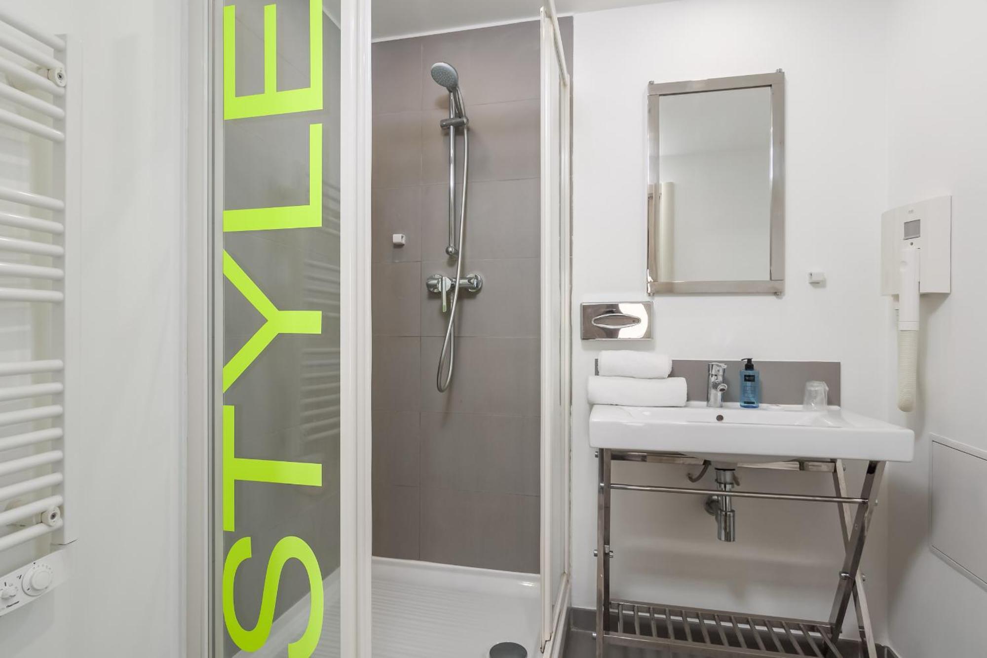 Urban Riviera Juan Les Pins - Queen Room Εξωτερικό φωτογραφία